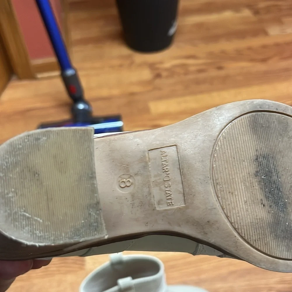 Booties - Picture 4 of 4